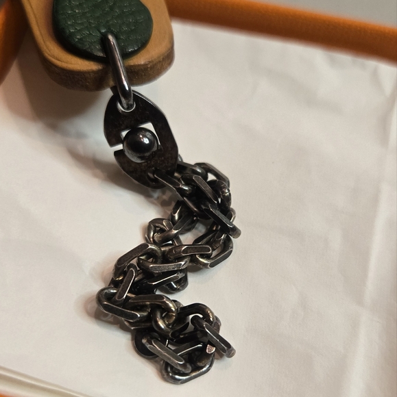 Hermès Pear Charm - Picture 5 of 7